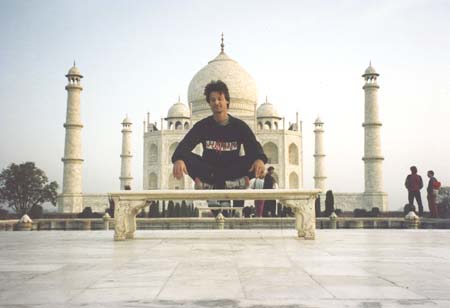 India-Taj-Mahal-Rob-Meditat